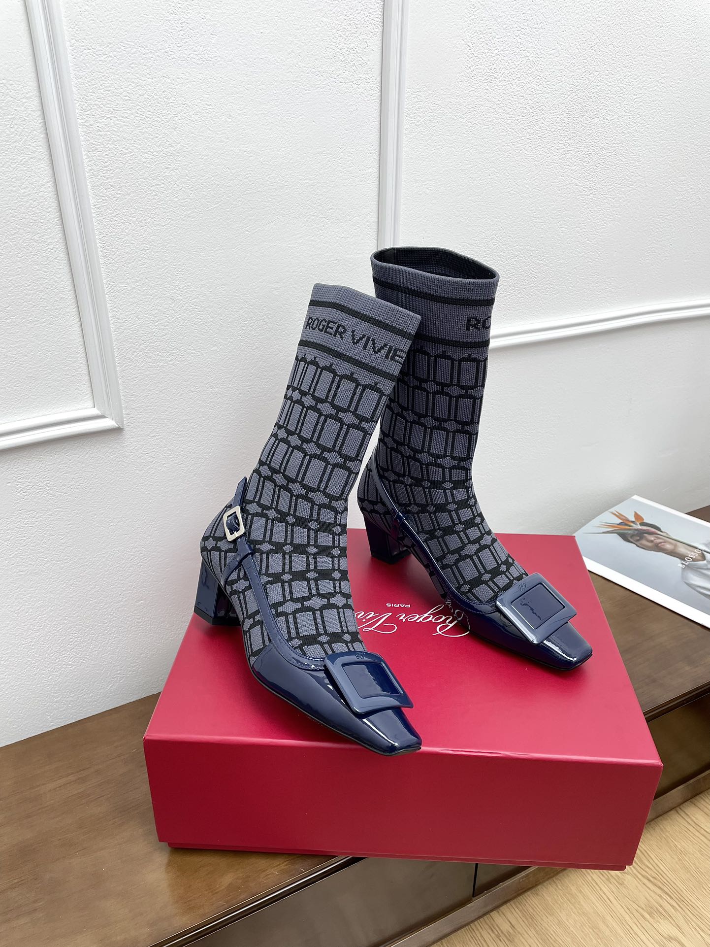 BELLE VIVIER SOCK LACQUERED BUCKLE ANKLE BOOTS IN NAVY BLUE CALFSKIN AND TECHNICAL FABRIC