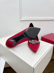 EFFLORESCENCE PUMPS IN RED GLITTER FABRIC