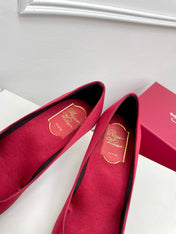 EFFLORESCENCE PUMPS IN RED GLITTER FABRIC