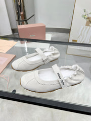 RUCHES NAPPA BALLERINAS IN OFF WHITE SUEDE