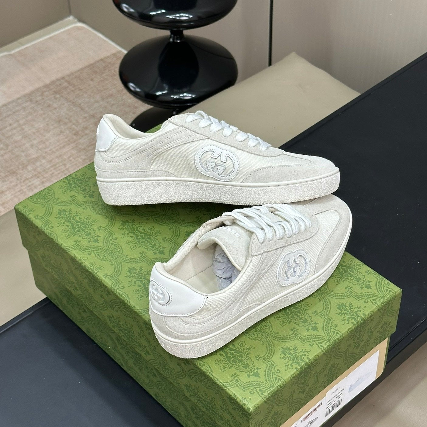 GG replica shoes white