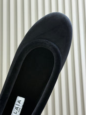 ALAIA 25S BALLET FLATS IN BLACK FULL VELVET