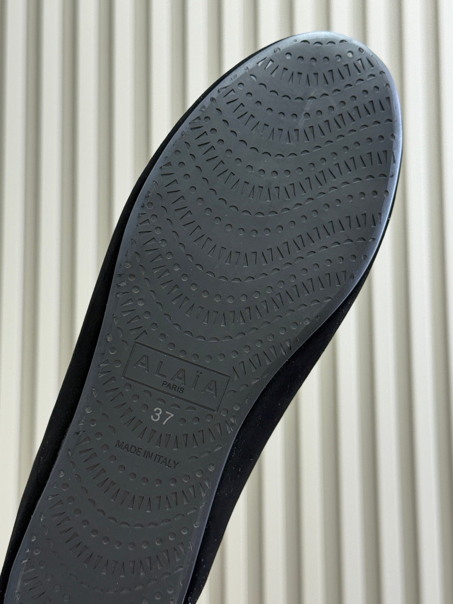 ALAIA 25S BALLET FLATS IN BLACK FULL VELVET