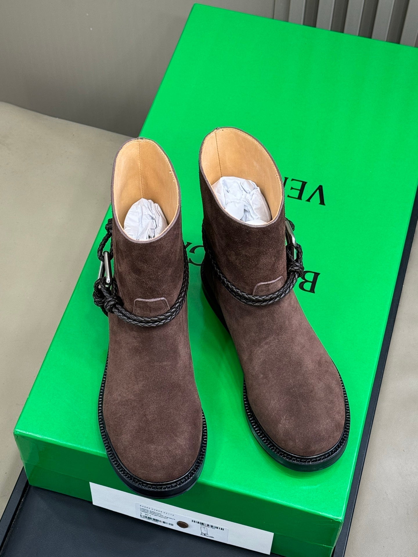 BOTTEGA VENETA 26S ANKLE BOOTS IN DARK BROWN SUEDE