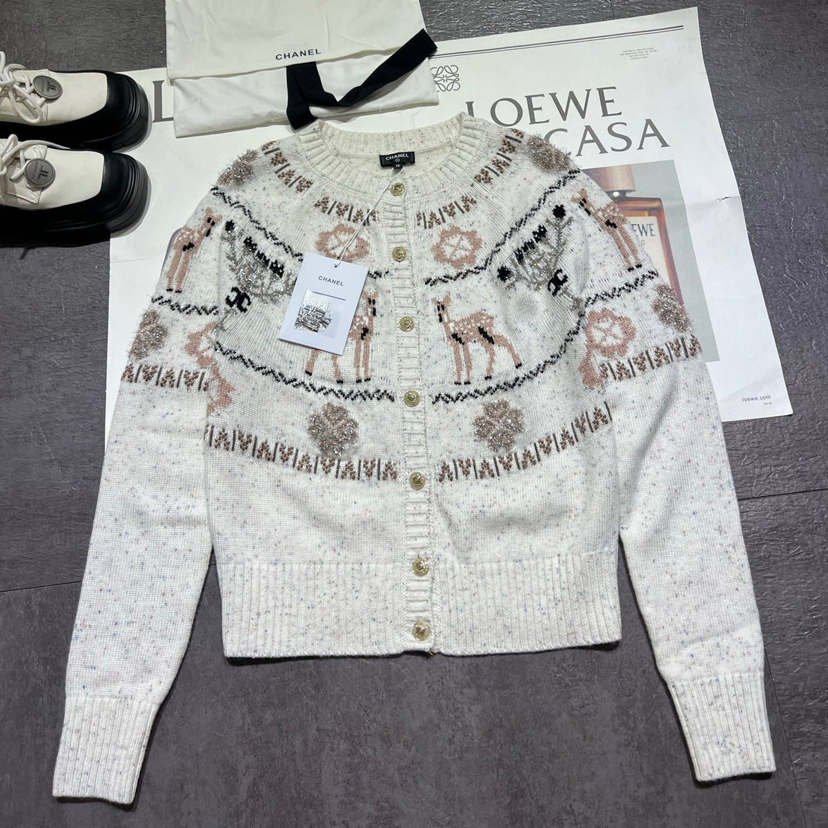 CHANEL 25S ROUND-NECK CARDIGAN 369