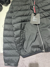 MONCLER 25S SHORT HOODED JACKET 322