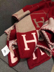 AVALON III THROW BLANKET 175 CM IN CHERRY RED WOOL AND CASHMERE 351743