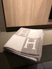 AVALON III THROW BLANKET 175 CM IN KHAKI BROWN WOOL AND CASHMERE 351745