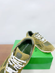ORBIT SNEAKER IN OLIVE GREEN SUEDE AND TECHNICAL MESH