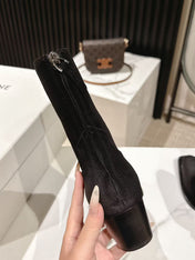 CELINE 25S CHELSEA BOOTS CLASSIC 45MM IN BLACK SUEDE