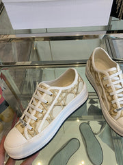 WALK'N PLATFORM SNEAKER IN BEIGE-GOLD TONE EMBROIDERED FABRIC