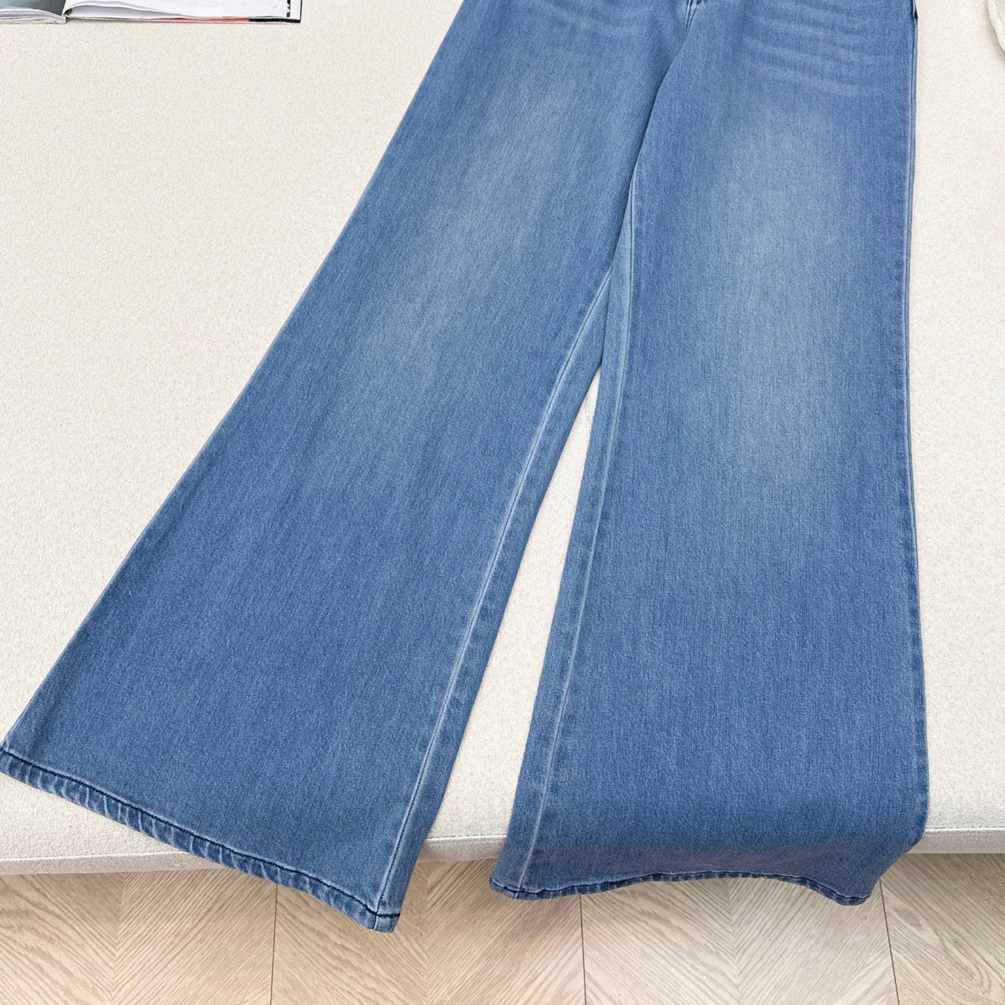 LOEWE JEANS STYLE 203