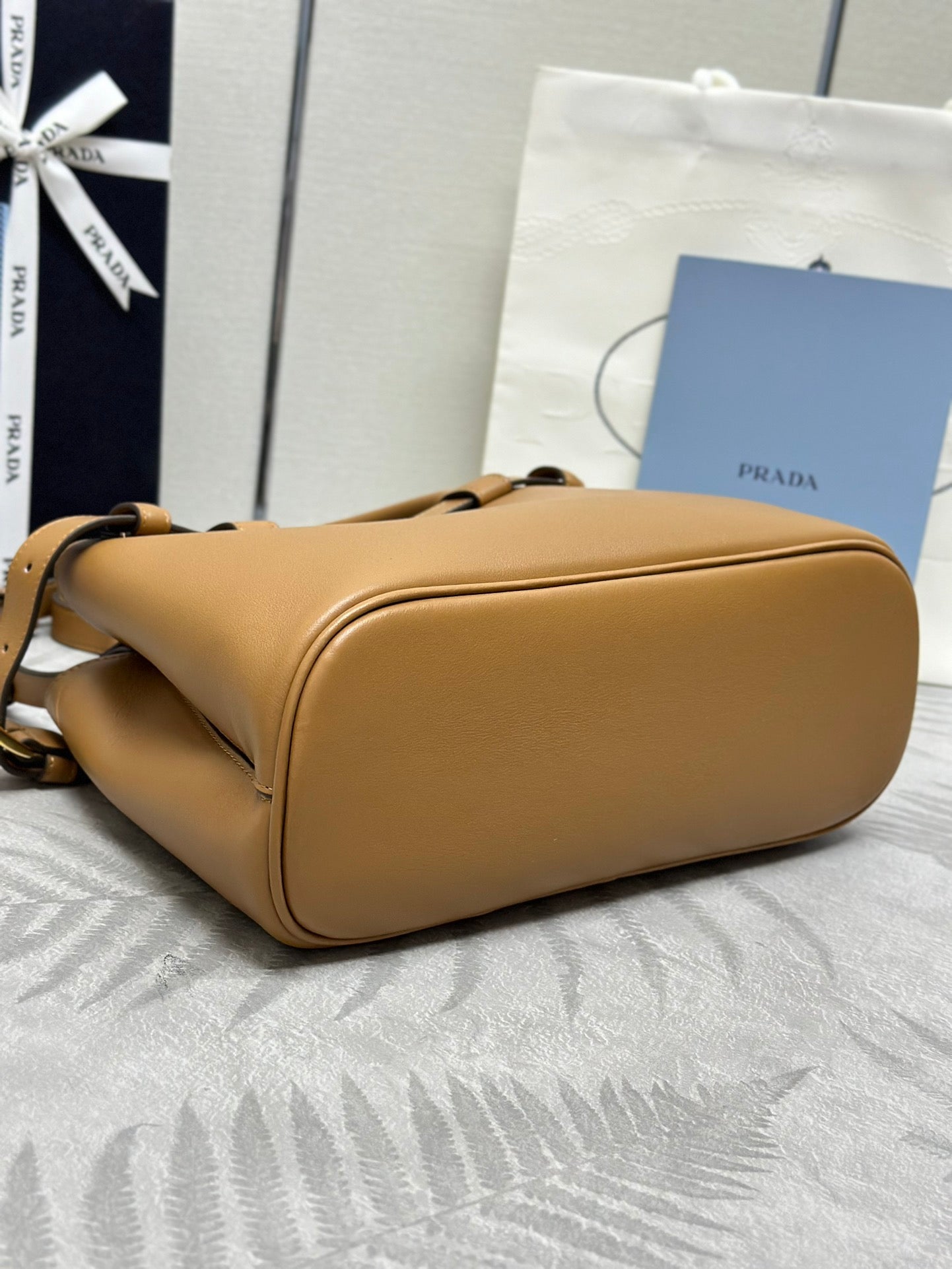 PRADA 25S BUCKLE MEDIUM HANDBAG 28 IN CARAMEL CALFSKIN GOLD HARDWRE