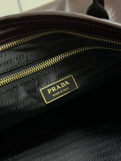 PRADA 25S BONNIE EXTRA-LARGE 42 IN DARK BROWN GLOSSY CALFSKIN GOLD HARDWARE