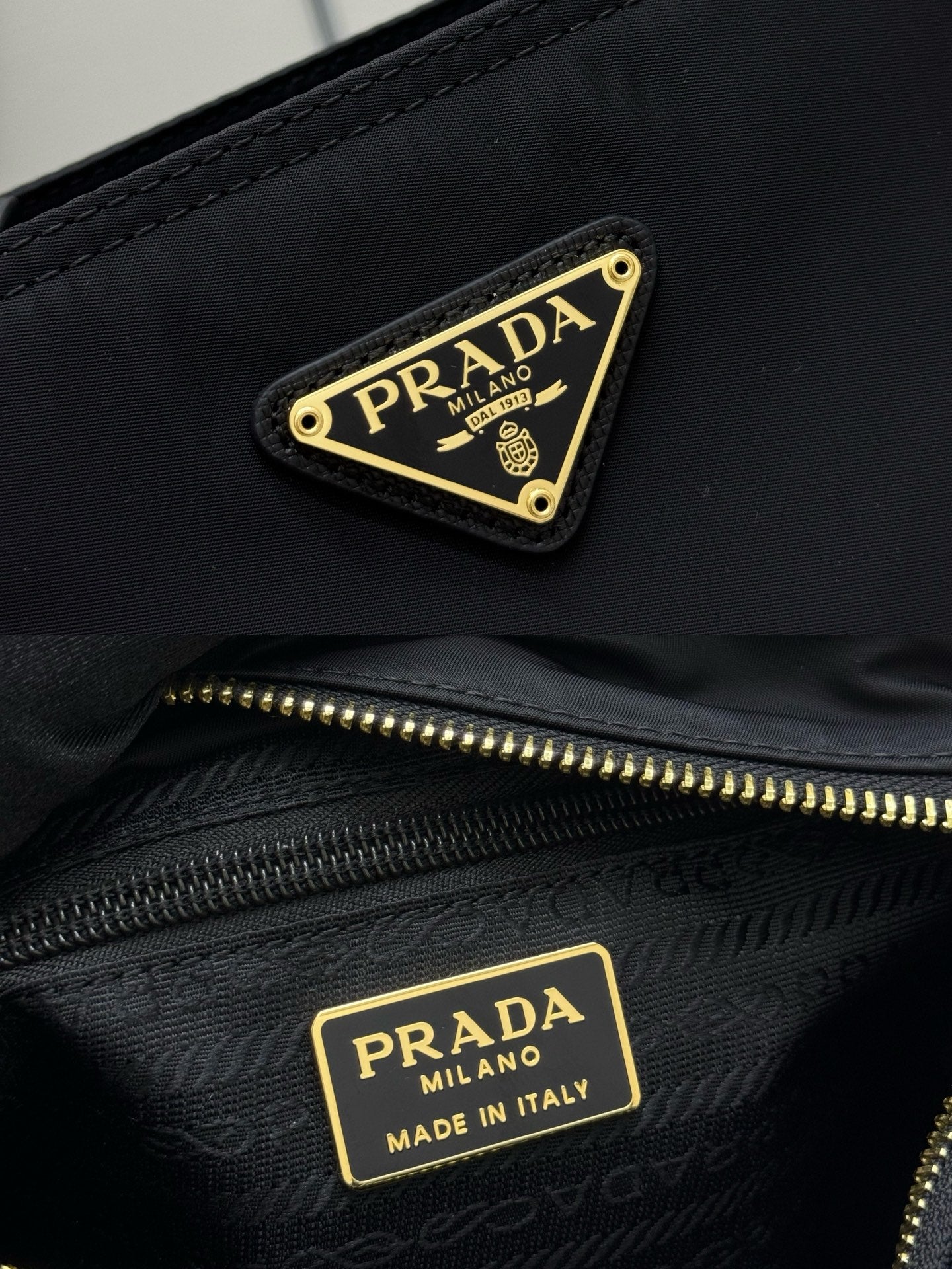 PRADA 25S CROSSBODY BAG 21 IN BLACK NYLON GOLD HARDWRE