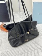 PRADA 25S DADA SMALL BAG 25 IN BLACK CALFSKIN GOLD HARDWRE