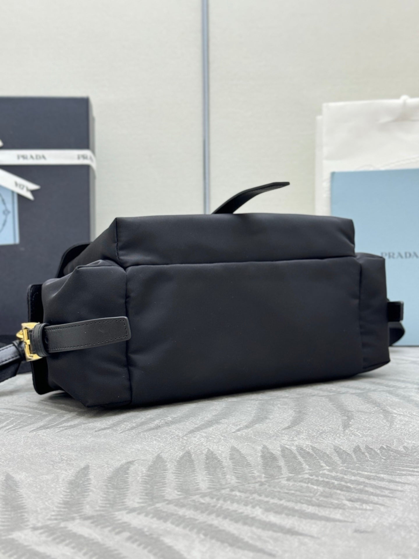 PRADA 25S EXPLORE LARGE SHOULDER BAG 30 IN BLACK RE-NYLON WITH FLAP