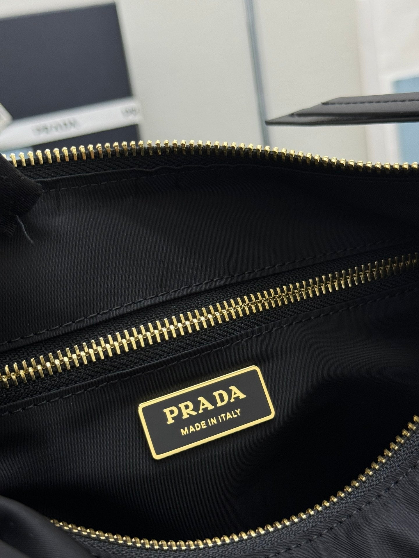PRADA 25S EXPLORE LARGE RE-NYLON SHOULDER BAG 32 IN BLACK WITH FLAP