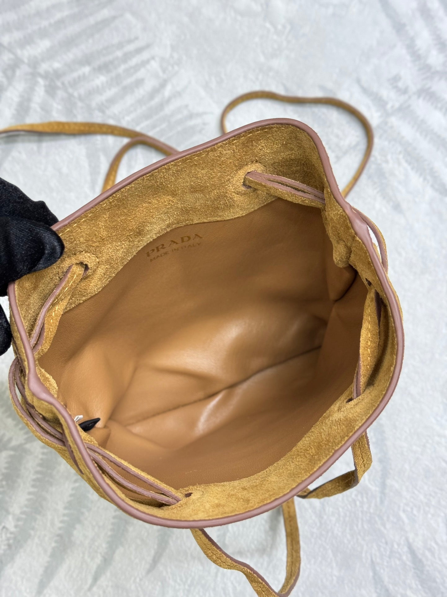 PRADA 25S BUCKET BAG 20 IN LIGHT CARAMEL SUEDE GOLD HARDWRE