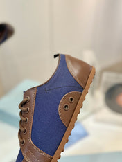 SNEAKERS IN BROWN LAMBSKIN AND NAVY BLUE CANVAS