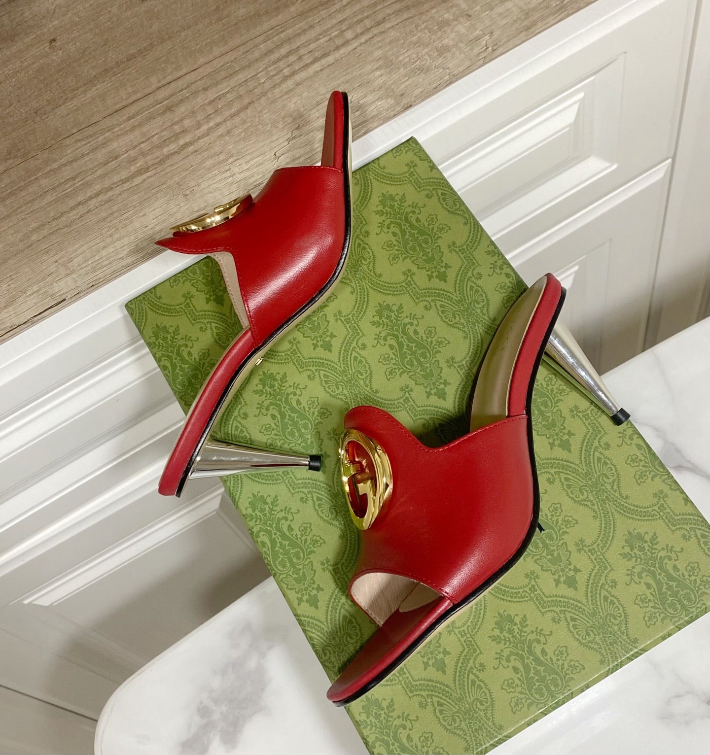 GG HIGH HEELS BLONDIE 75 IN RED LAMBSKIN WITH GOLD HARDWARE