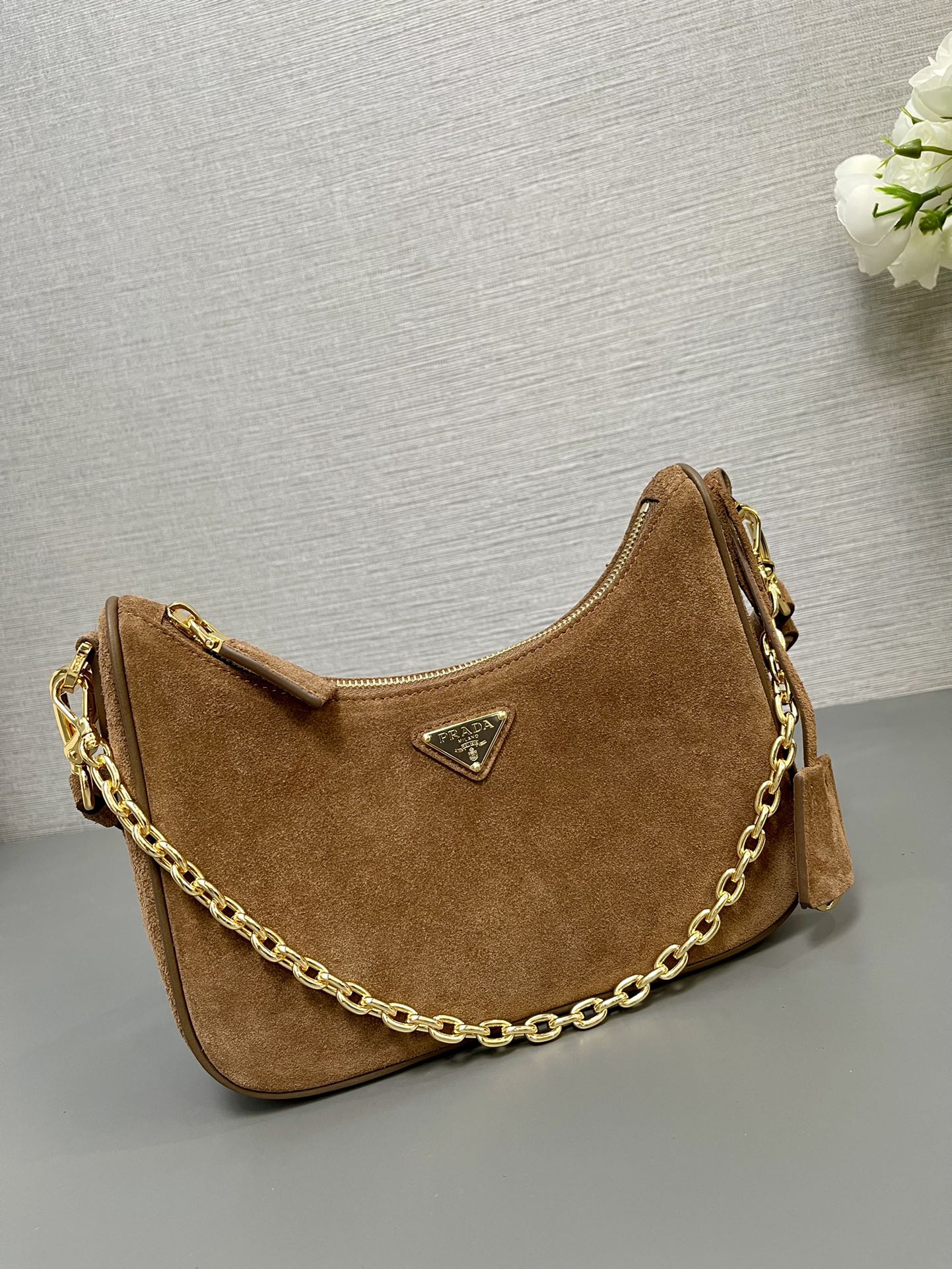 HOBO BAG 23 IN RUSSET BROWN SUEDE GOLD CHAIN
