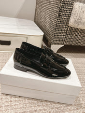 TRIOMPHE LOAFER IN BLACK PATENT CALFSKIN
