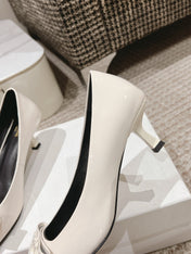 TRIOMPHE HIGH PUMP 5 CM IN WHITE PATENT CALFSKIN