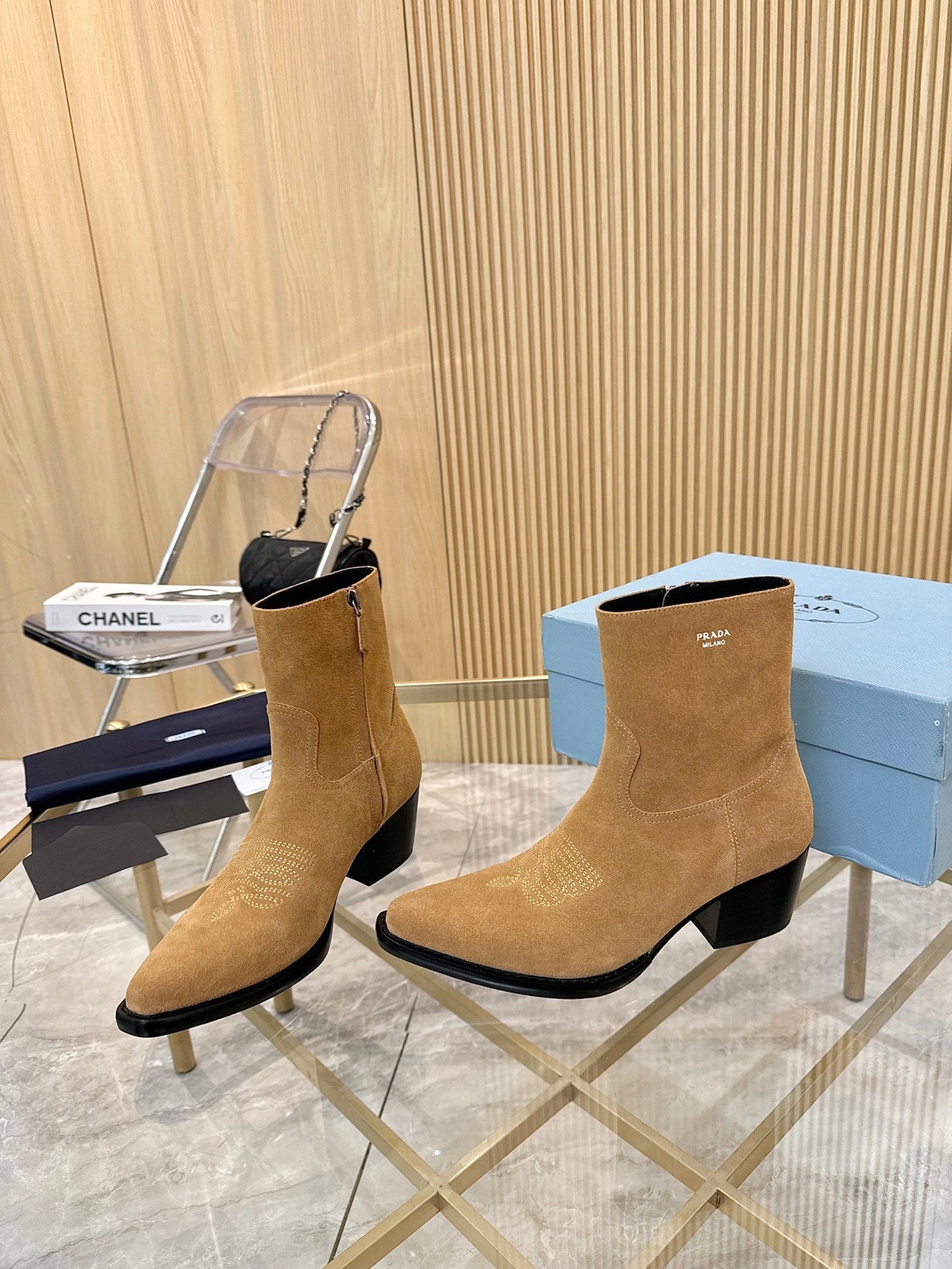 PRA ANKLE BOOTS IN TAN BROWN SUEDE