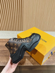 LV WOMEN CHELSEA BOOT IN BLACK MIX CHOCOLATE BROWN MONOGRAM CALFSKIN