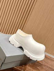 GRAFFITI THICK-SOLED CHEF SHOES IN WHITE RUBBER