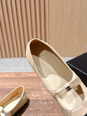 CHANEL 25S BALLET MARY JANES BEIGE AND BLACK IN CALFSKIN