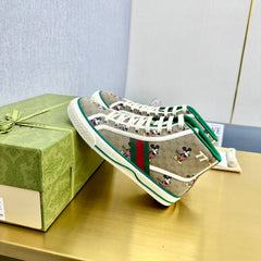 GG TENNIS 1977 HIGH-TOP TRAINER TORTILLA CANVAS WITH MICKEY MOTIF