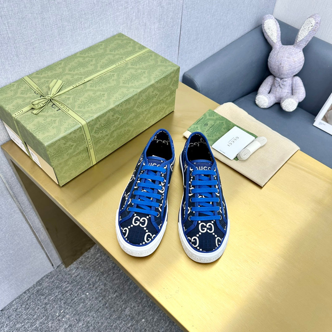 GG TENNIS 1977 TRAINER BLACK AND COBALT CANVAS