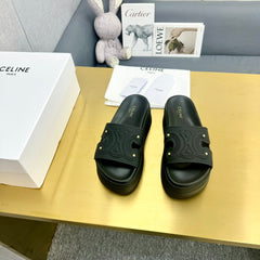 BLOCK SLIDES WITH TRIOMPHE IN BLACK SMOOTH CALFSKIN