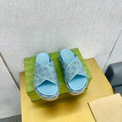 GG SLIDE SANDAL SKY CANVAS CROSS STRAPS