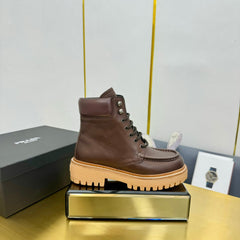 LACE-UP ANKLE BOOTS IN CHOCOLATE BROWN CALFSKIN