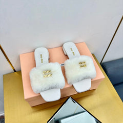 WHITE SLIPPERS LAMB FUR