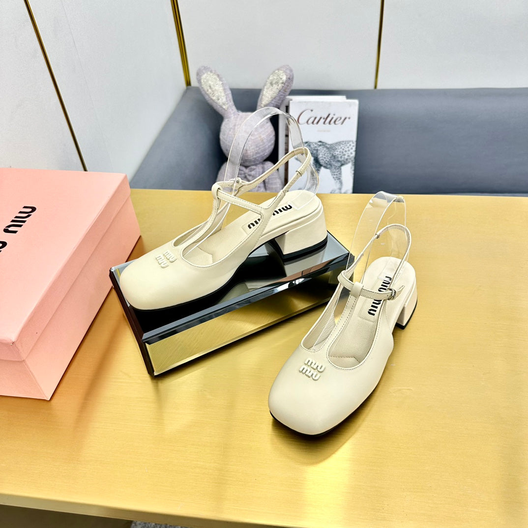T-STRAPS SLINGBACK PUMPS IN CREAM SMOOTH LAMBSKIN