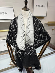 CHANEL 25S SCARF 195 IN CASHMERE 880355