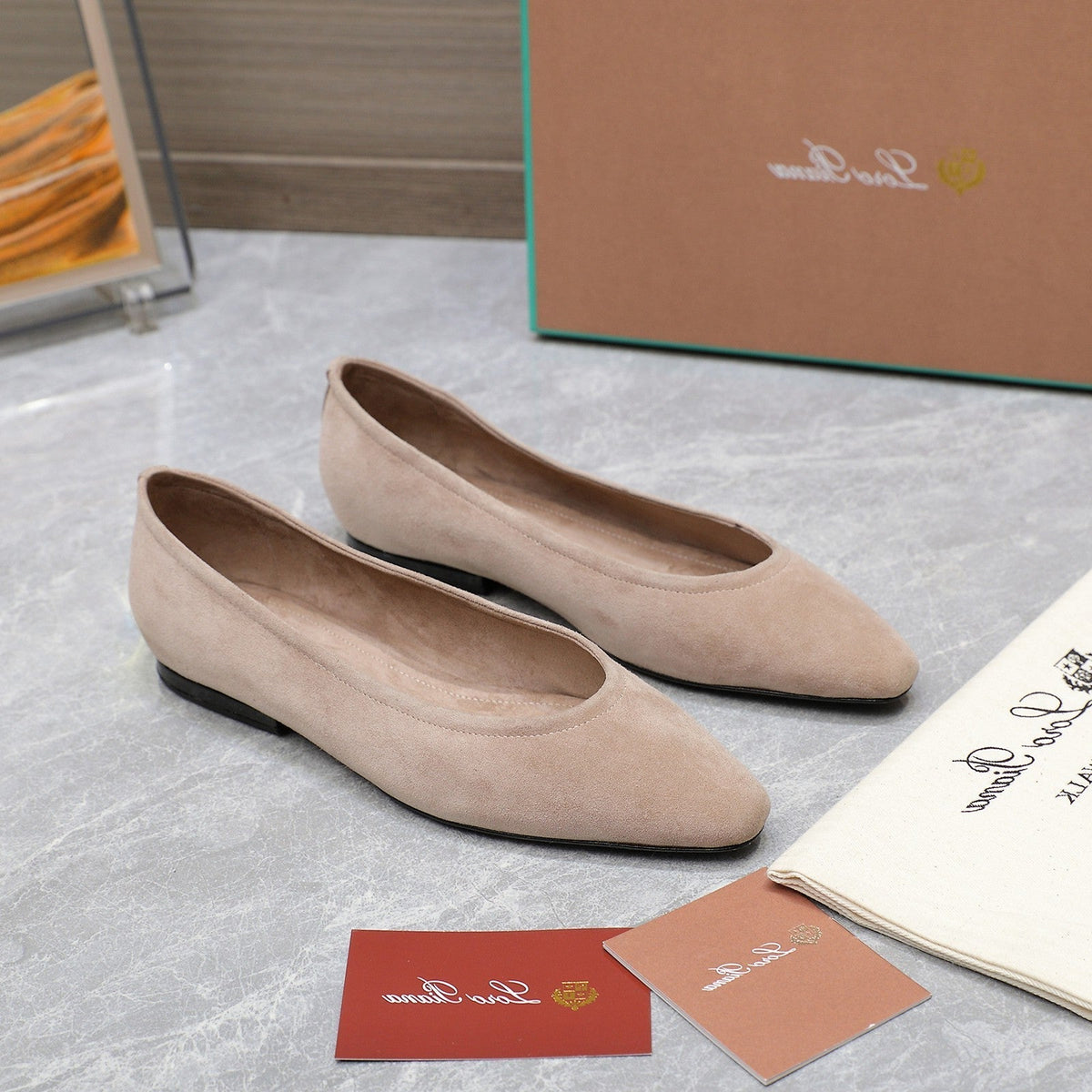 CLASSIC BALLET SHOES IN BEIGE SUEDUE