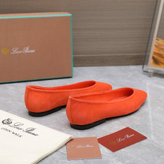 CLASSIC BALLET SHOES IN ORANGE SUEDUE