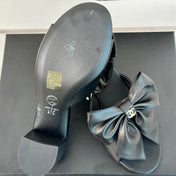 Double CC Big Bow High Heels Sheepskin Black