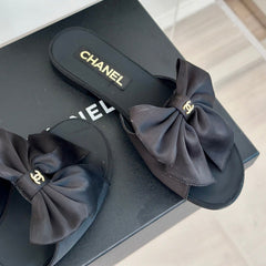 Double CC big bow flat sandals Sheepskin Black