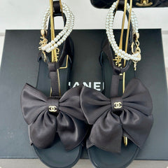 Double C Big Bow Pearl Chain Sandals Black Lambskin