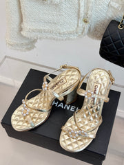 HIGH HEELS SANDAL IN GOLD LAMBSKIN PEARL FLOWERS
