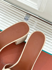 HIGH HEELS IN BEIGE SUEDE AND LAMBSKIN