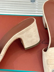HIGH HEELS IN BEIGE SUEDE AND LAMBSKIN