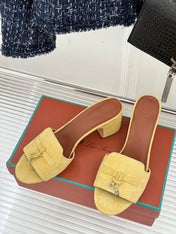 HIGH HEELS IN YELLOW SUEDE AND LAMBSKIN