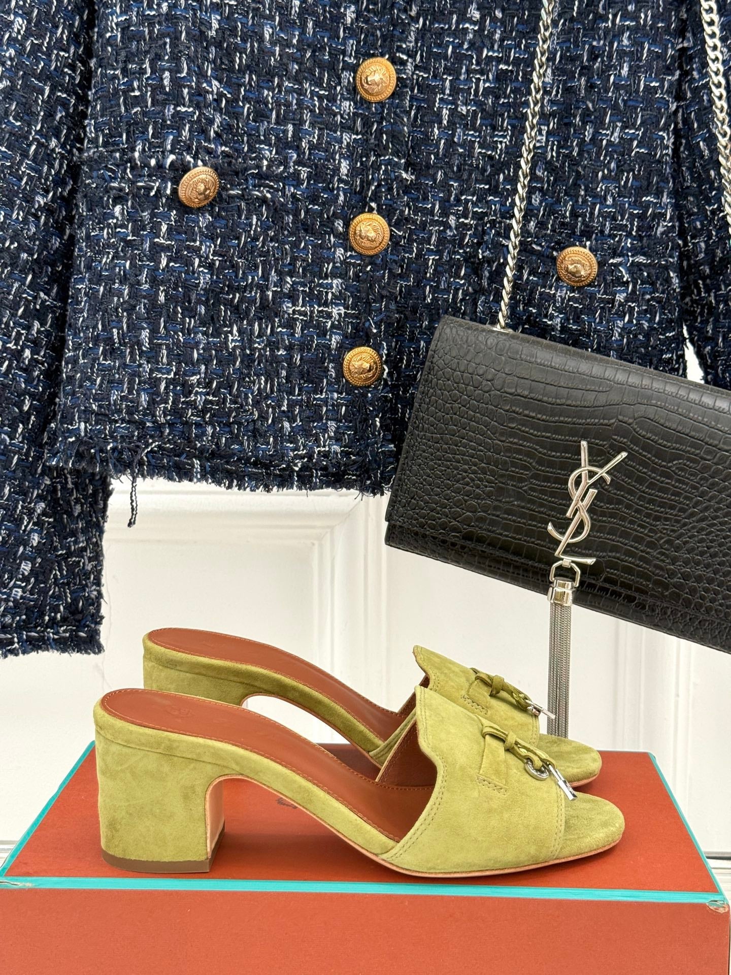 HIGH HEELS IN MOSS YELLOW SUEDE AND LAMBSKIN